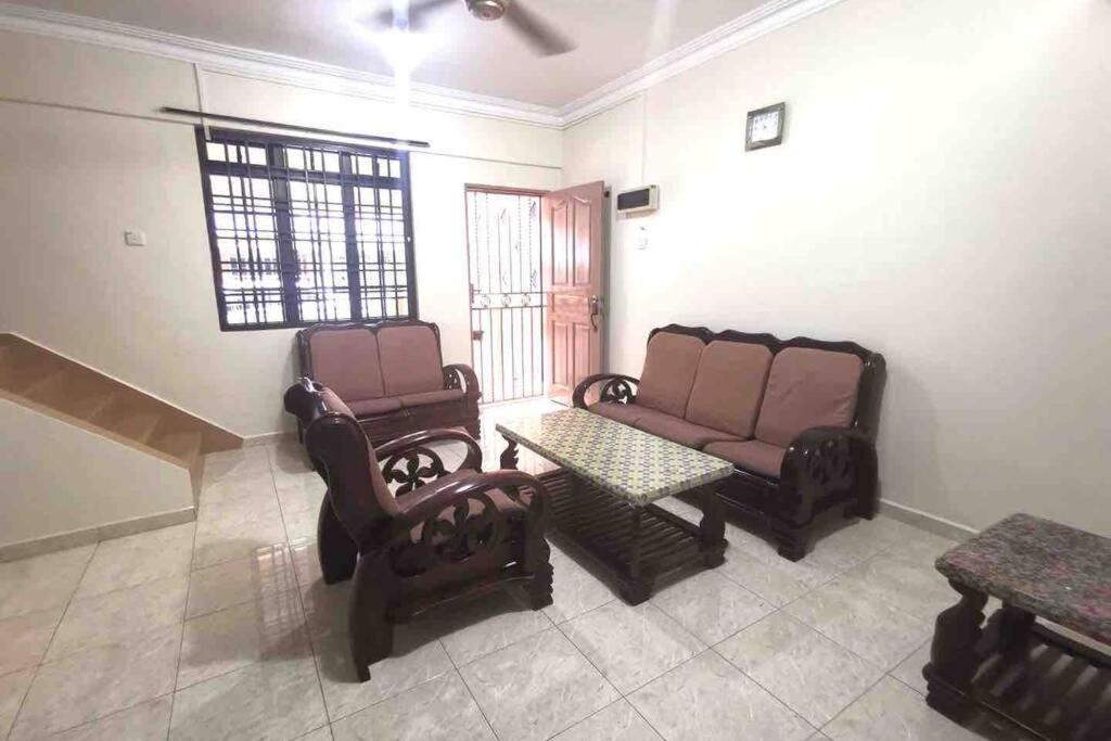 Mersing Fun Beach Home Services מראה חיצוני תמונה